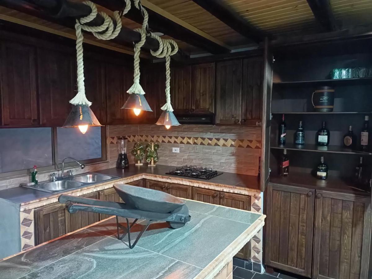 Cabana El Encanto De Alu ไพพ่า ภายนอก รูปภาพ